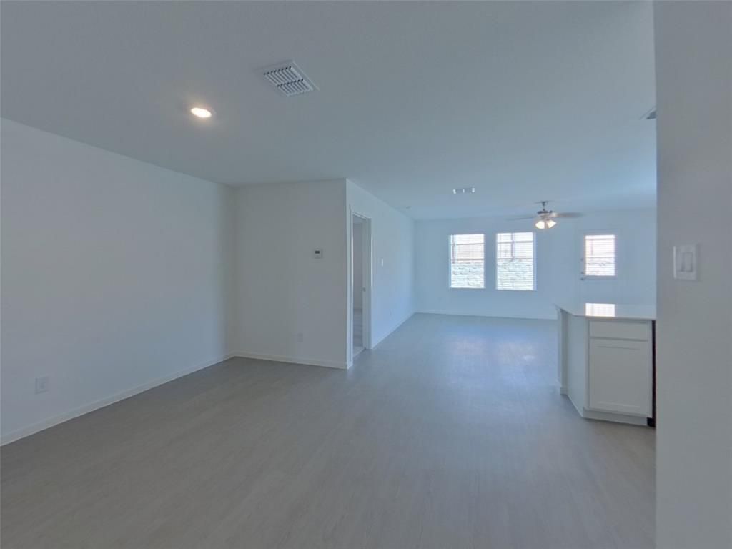 Photo of 10700 Dusty Ranch Road, Fort Worth, TX 76108 (MLS # 21138896)