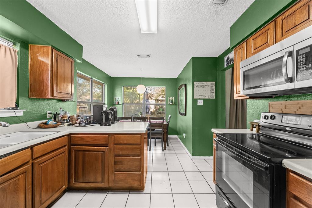 Turf Club Estates Add - Residential