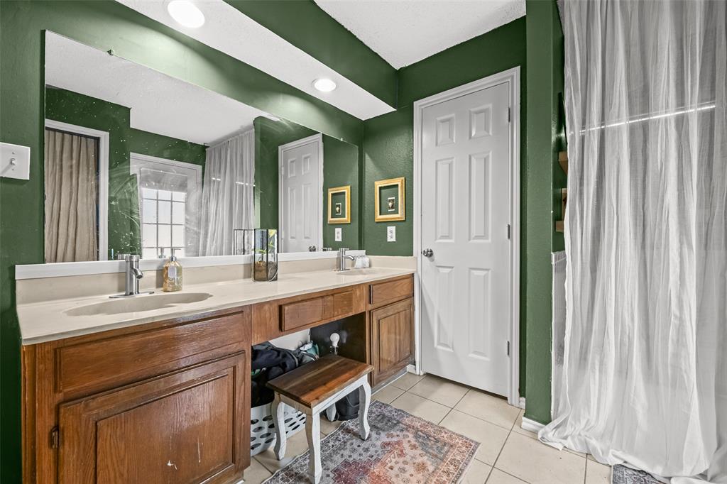 Turf Club Estates Add - Residential