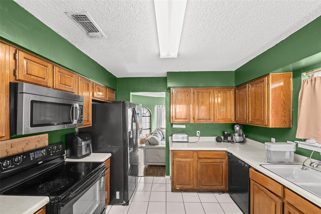 Turf Club Estates Add - Residential