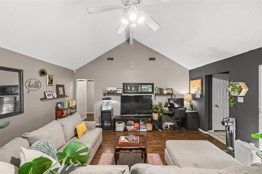 Turf Club Estates Add - Residential