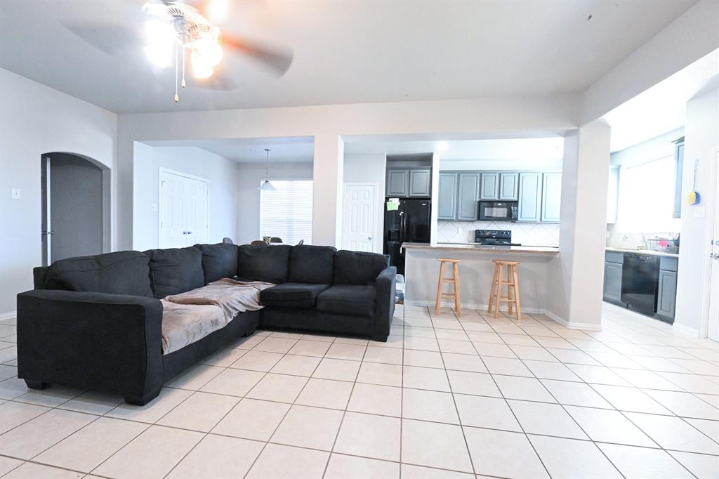 6116 Perch Drive
