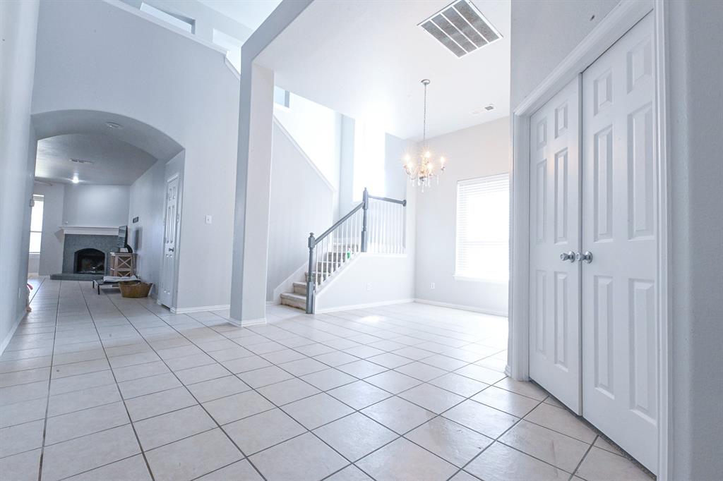 6116 Perch Drive