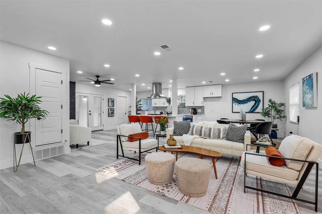 2717 Beechmont Drive