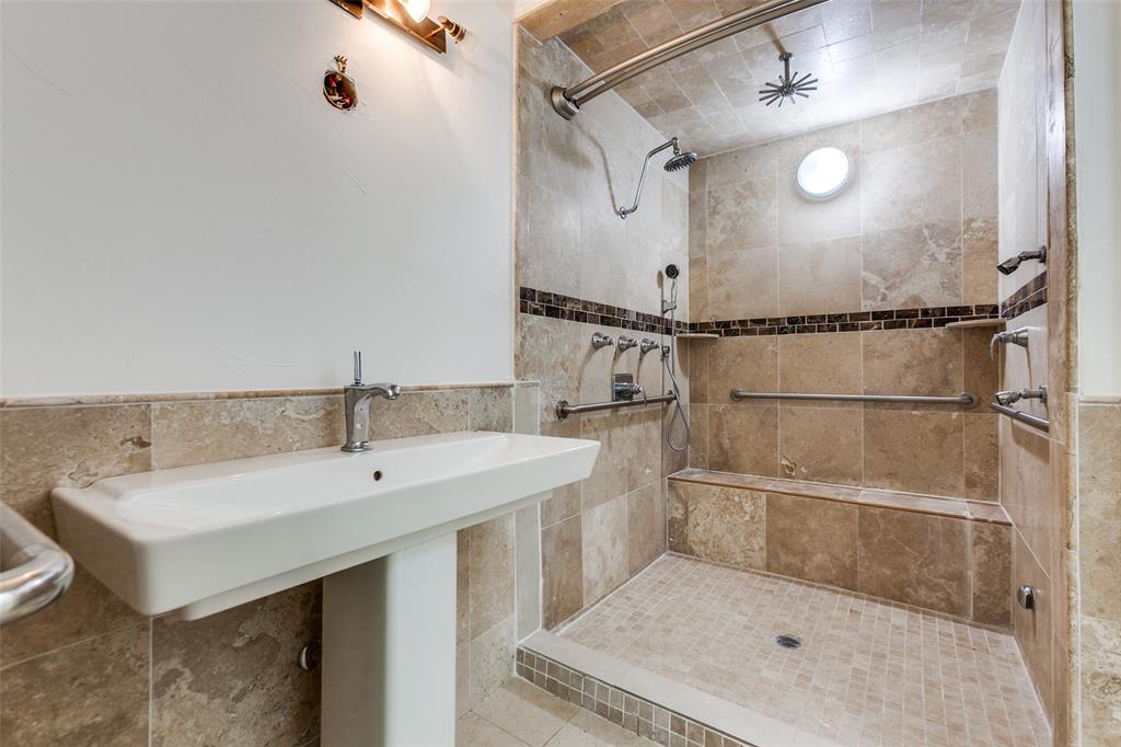 Prestonwood - Residential Lease