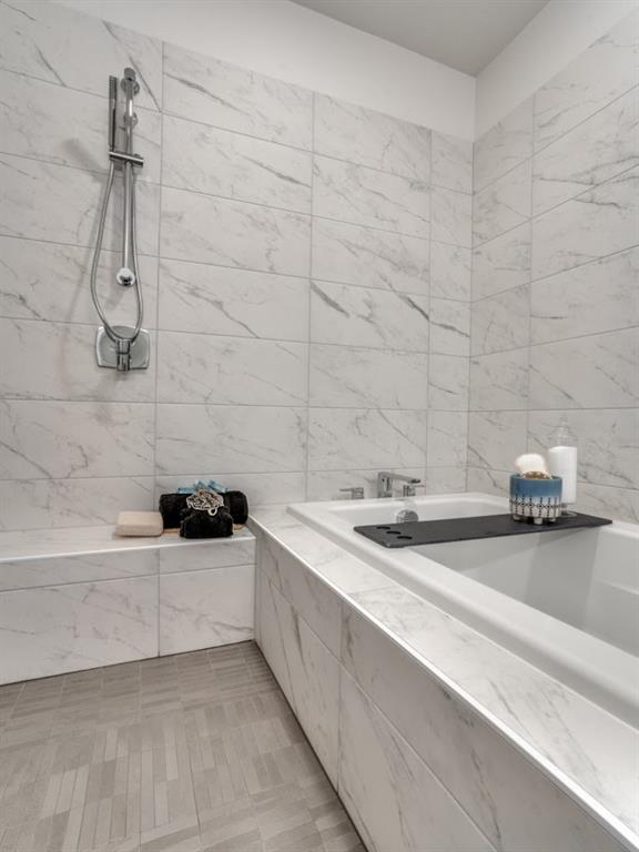 Coronado Court - Residential Lease