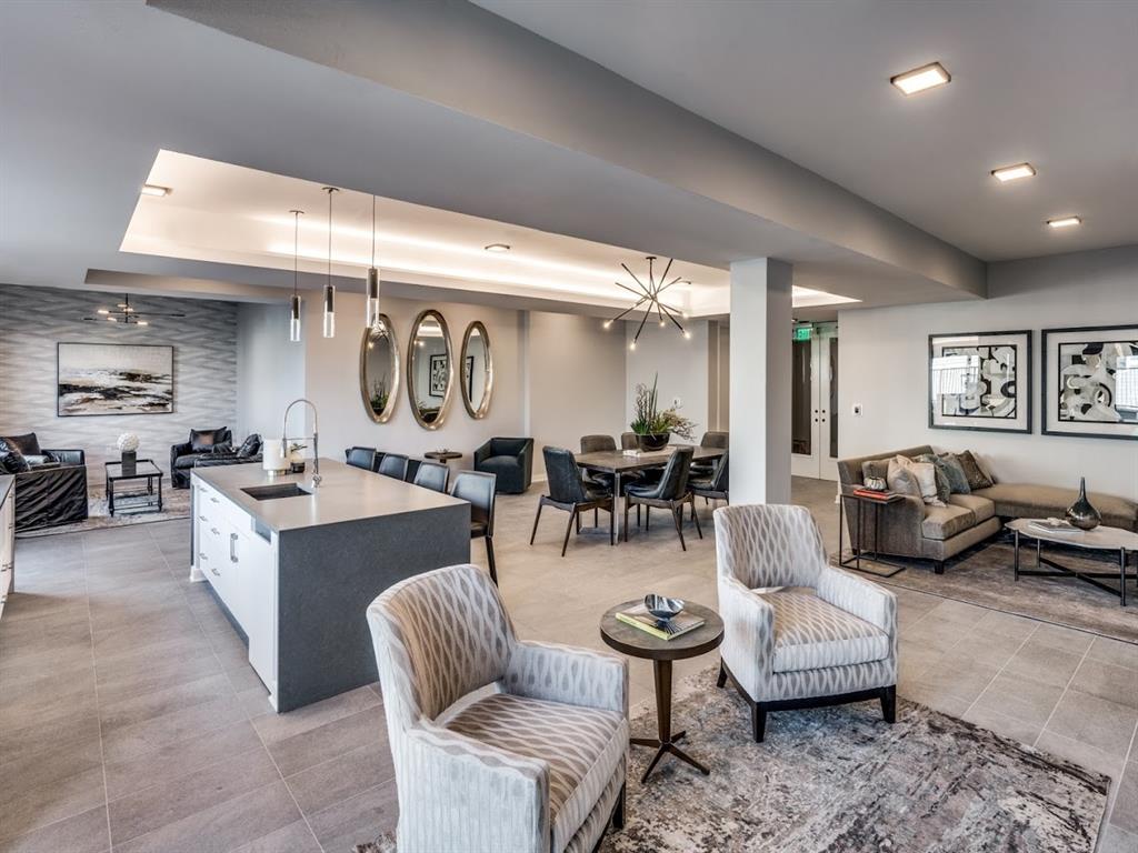 Coronado Court - Residential Lease