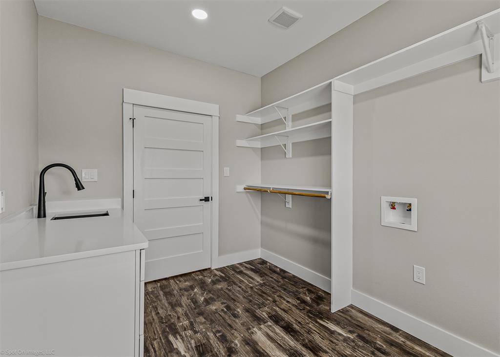 Quarry Lake - Residential