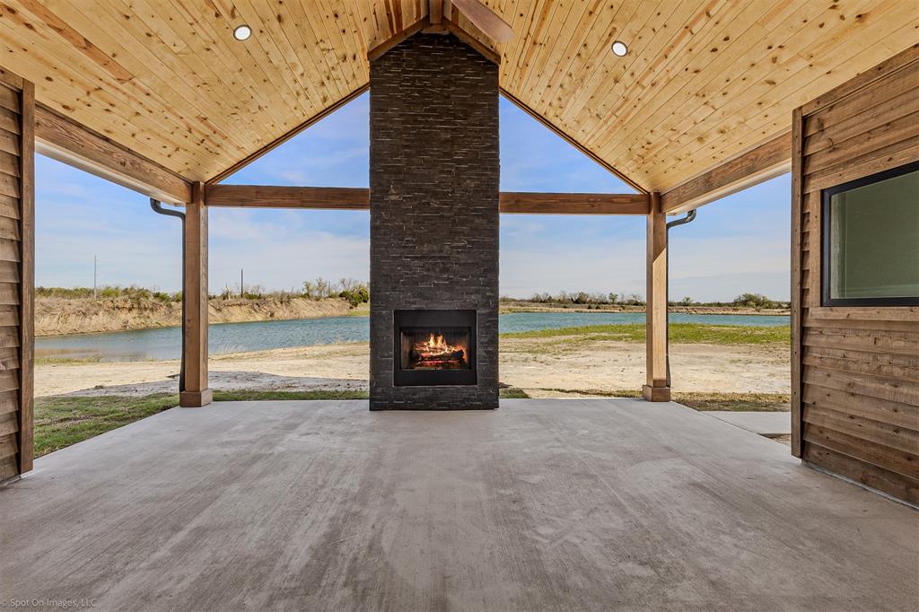 Quarry Lake - Residential