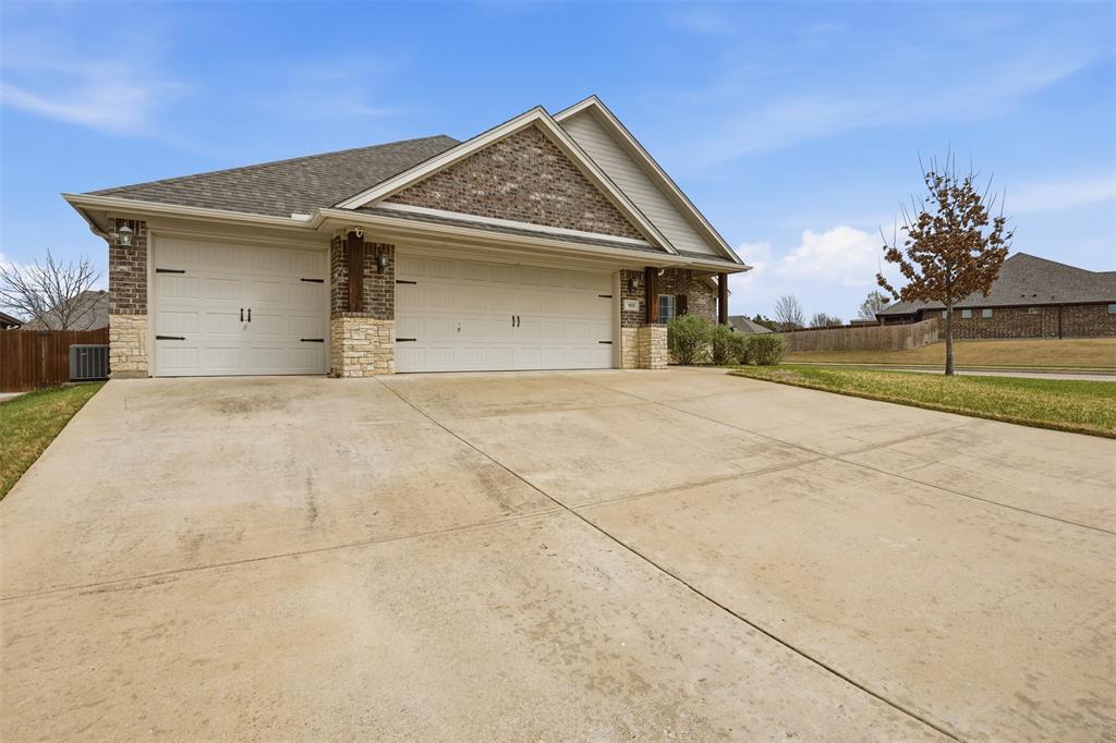 1029 Destrehan Court