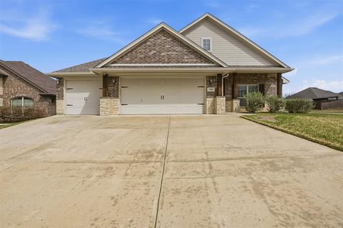 1029 Destrehan Court Burleson TX 76028