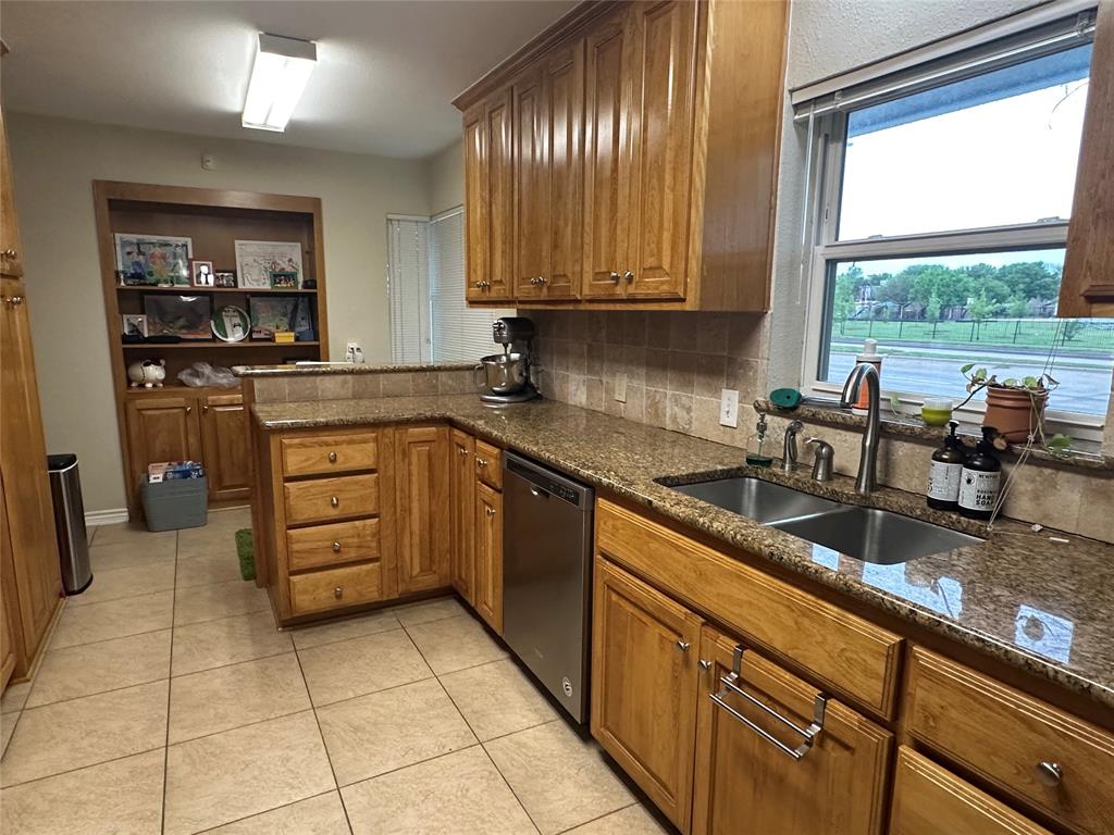 Walnut Crest - Residential