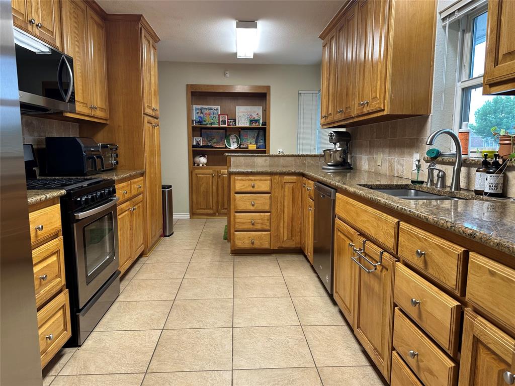 Walnut Crest - Residential