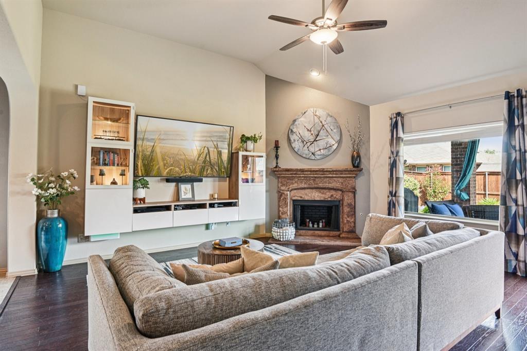 2517 Canyon Wren Lane