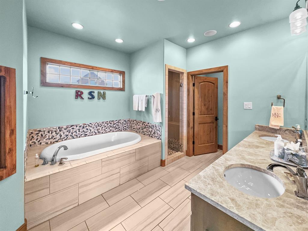 Hill Country Harbor Condo - Residential