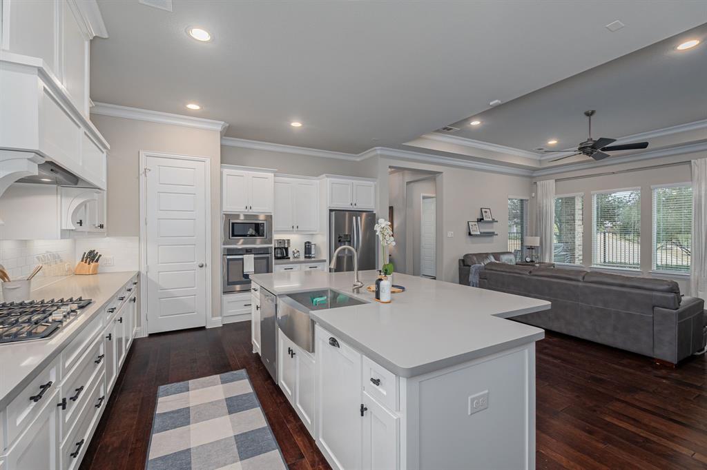 The Grove Frisco - Residential