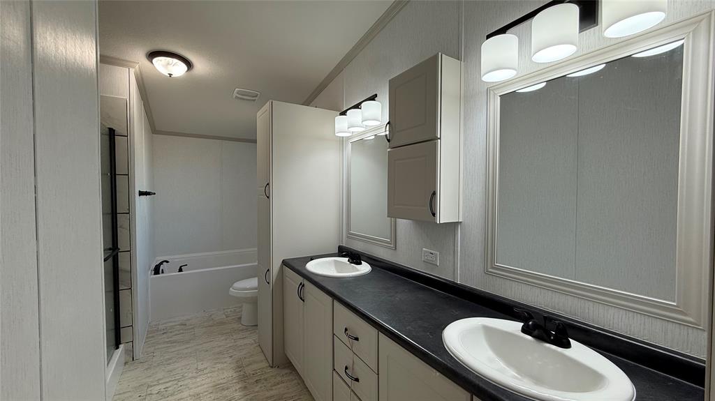 Runaway Bay - Residential