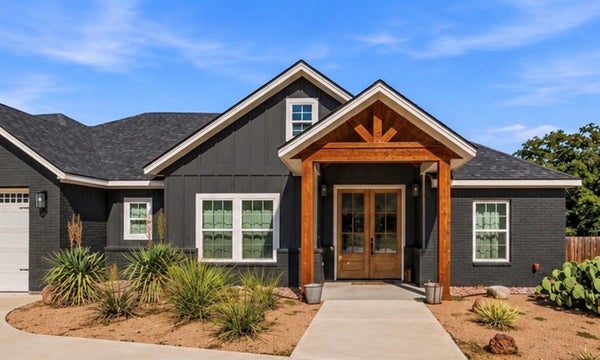 1961 N DALE AVE, STEPHENVILLE, TX 76401 - Image ae3da8f98ca53209f09f73bf6c6a3a20/3748292172