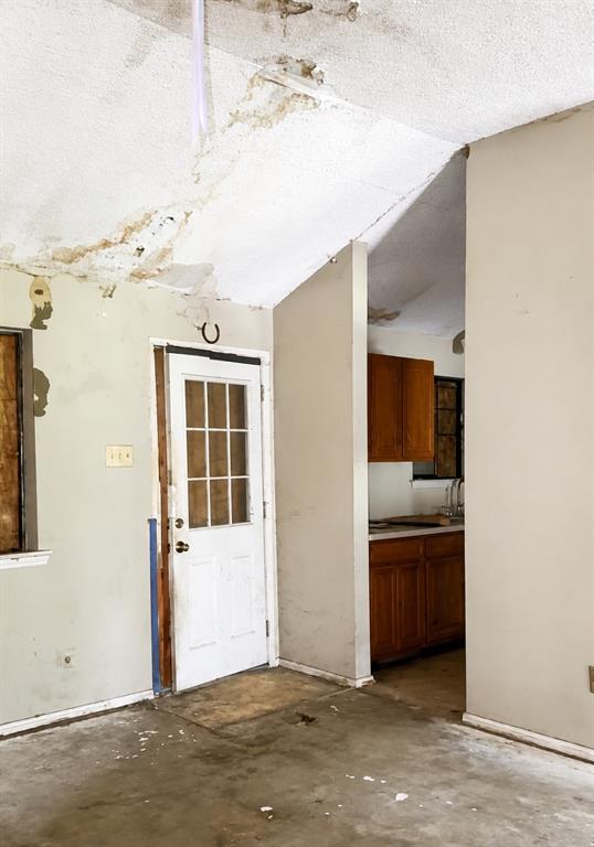 3105 Sunset Court