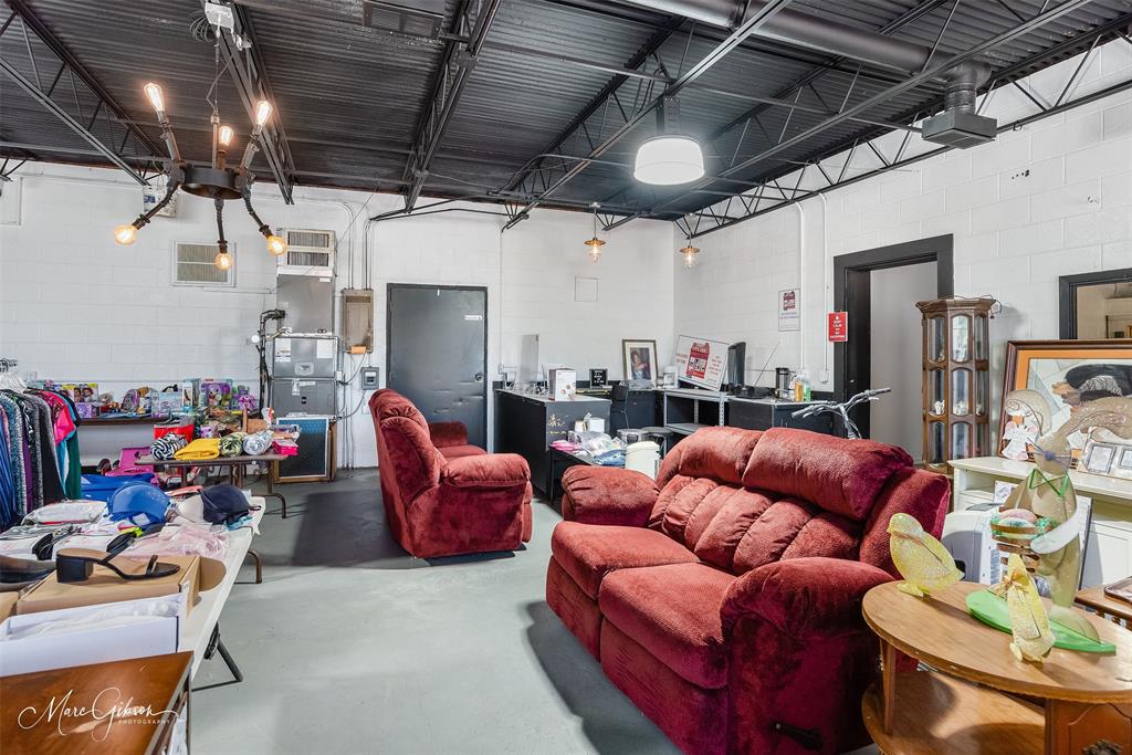 21508 Highway 371