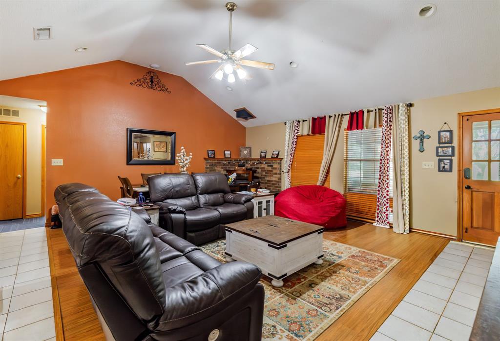 9401 Collingwood Drive