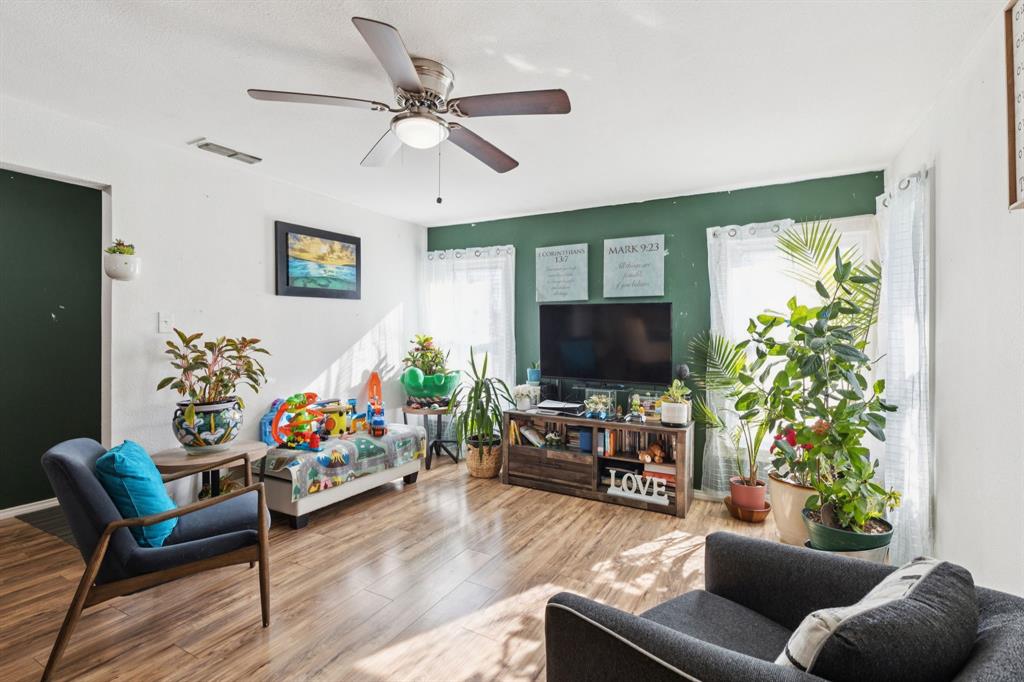 Garland Grvs Add - Residential