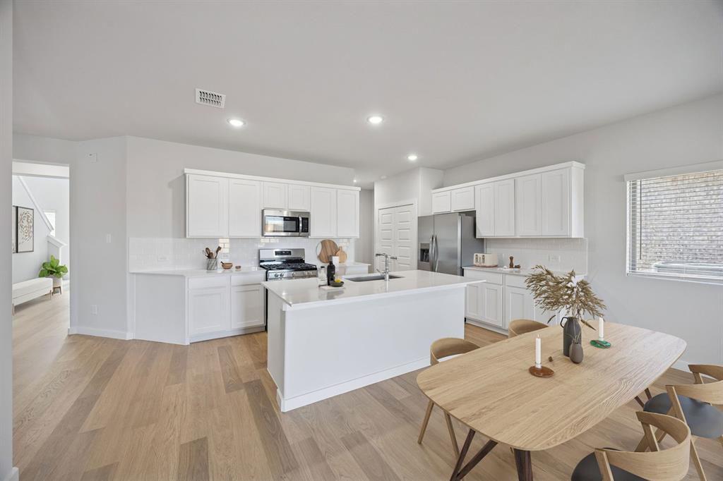 710 Knox River Drive