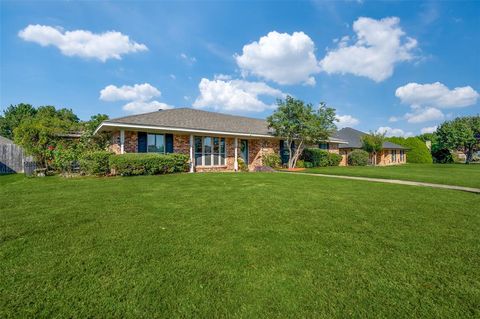 1519 Glenhill Lane Lewisville TX 75077