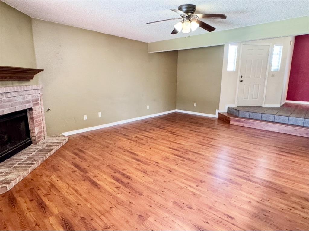 2121 Flamingo Drive
