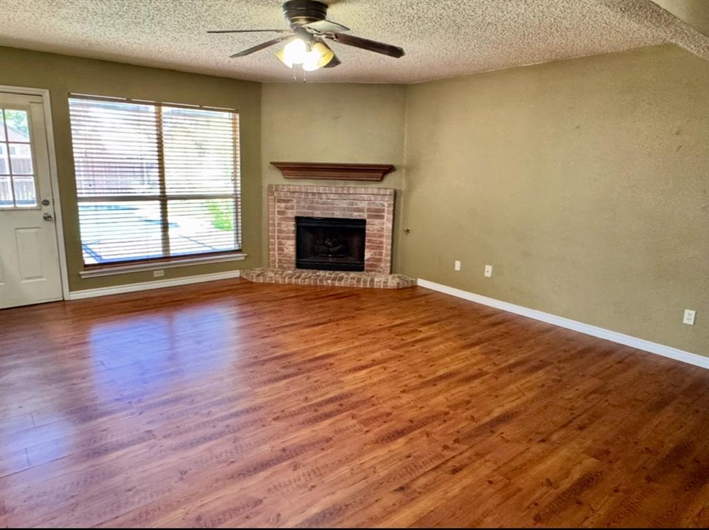 2121 Flamingo Drive
