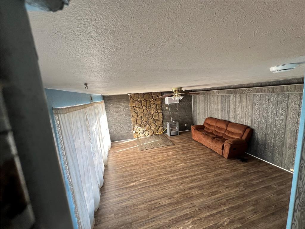 Jones Oakview Add - Residential