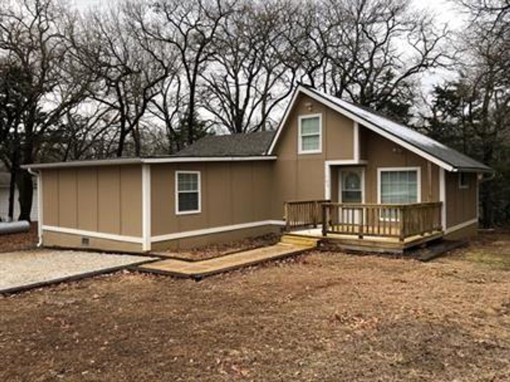 Photo of 105 Lazy Ike Lane, Pottsboro, TX 75076 (MLS # 21194177)