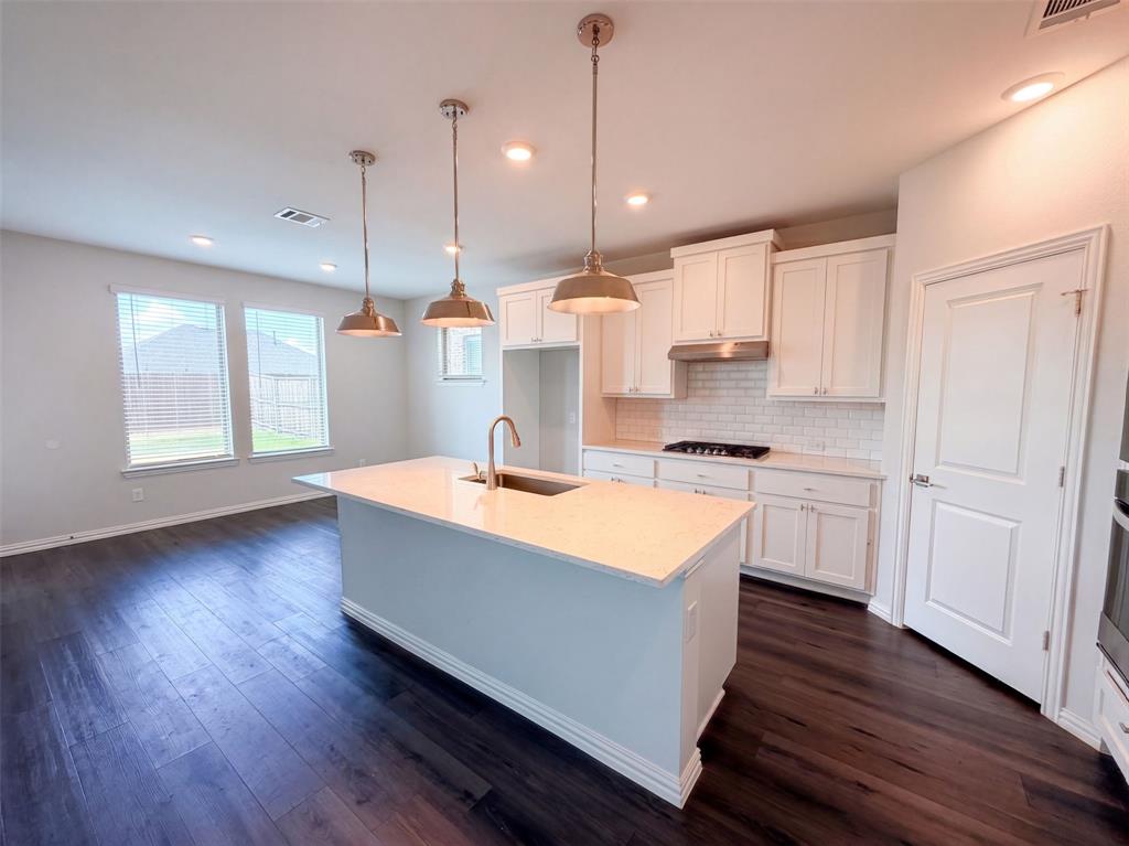 1448 Martingale Lane