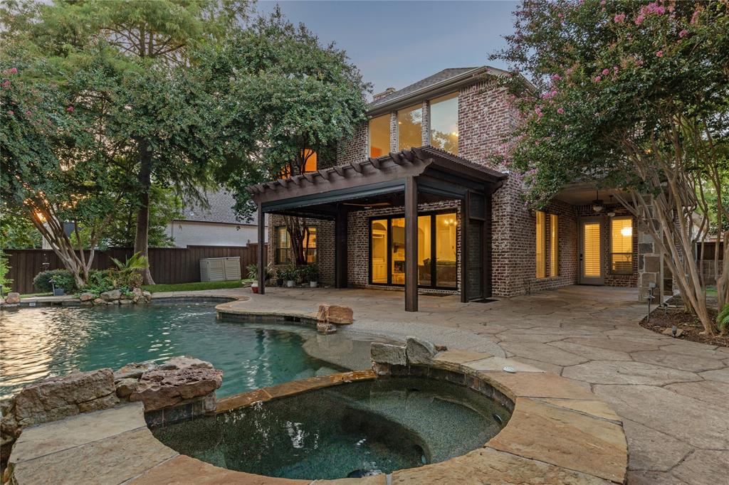 Stratford Manor - Residential