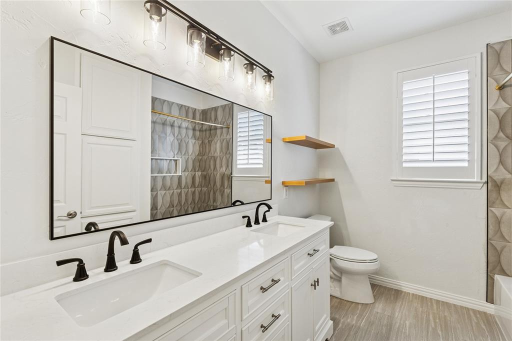 Stratford Manor - Residential