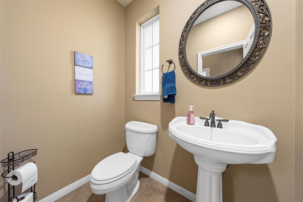 Three 17 River Oaks - Residential