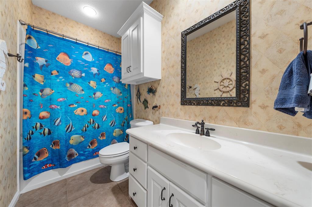 Three 17 River Oaks - Residential