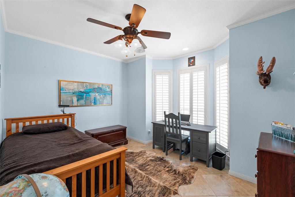 Three 17 River Oaks - Residential