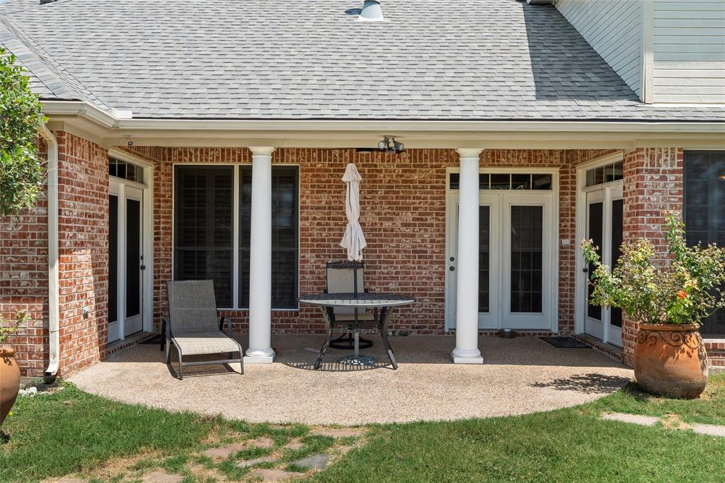 Three 17 River Oaks - Residential