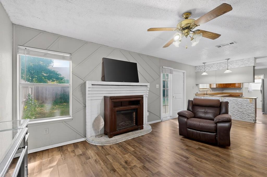NEWPORT VILLAGE - Residential