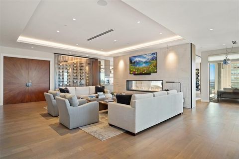 Tiny photo for 2300 Wolf Street #7CD, Dallas, TX 75201 (MLS # 20880138)