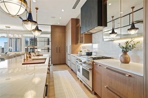 Tiny photo for 2300 Wolf Street #7CD, Dallas, TX 75201 (MLS # 20880138)