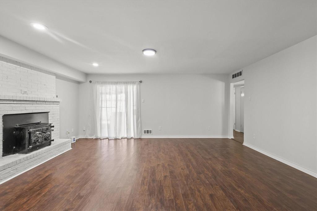 5823 Marview Lane