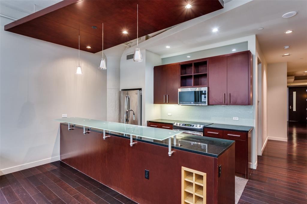 One Montgomery Plaza Residence Condo - Residential Lease