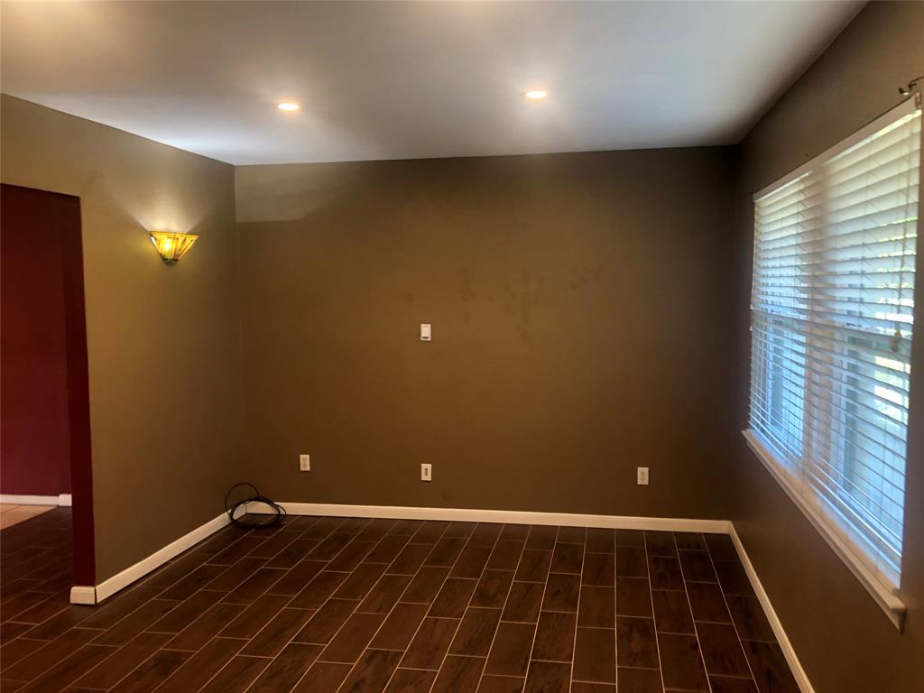 Freeway Park 01 - Residential Lease