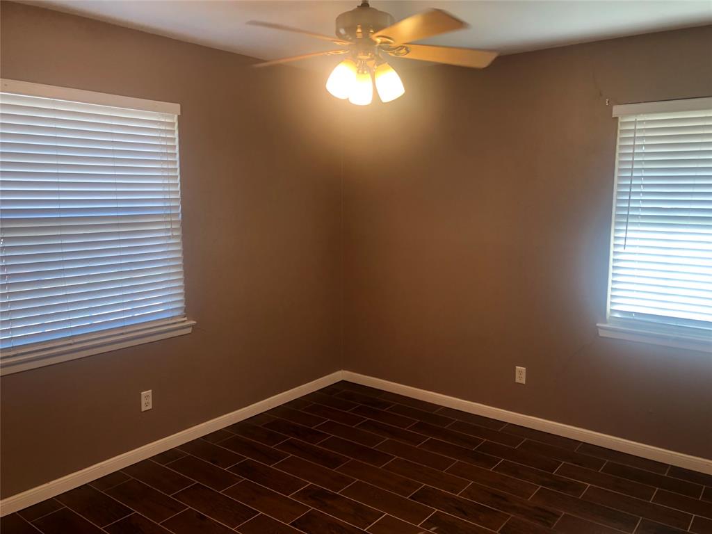 Freeway Park 01 - Residential Lease