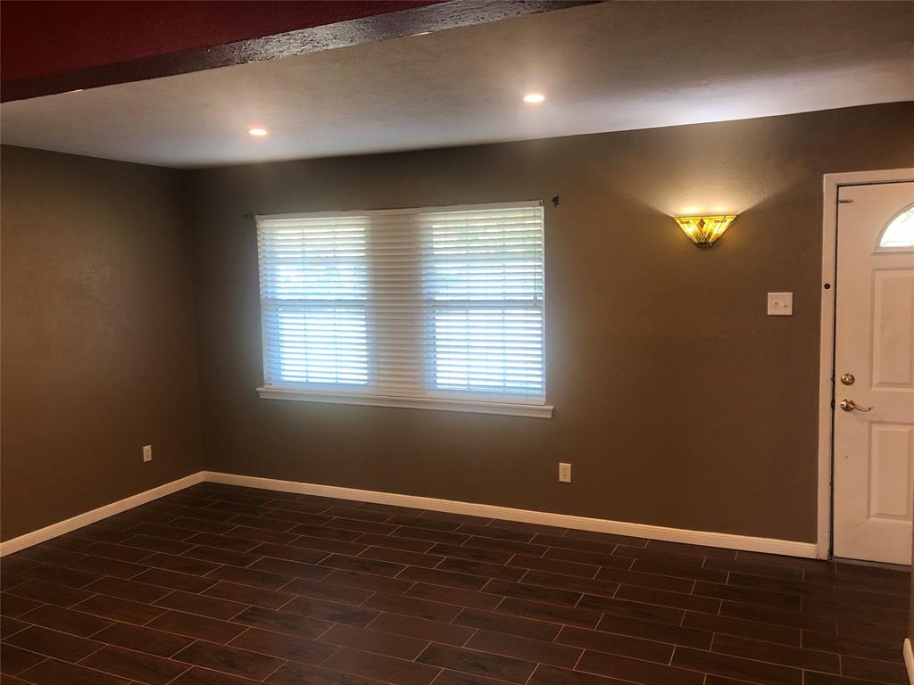 Freeway Park 01 - Residential Lease