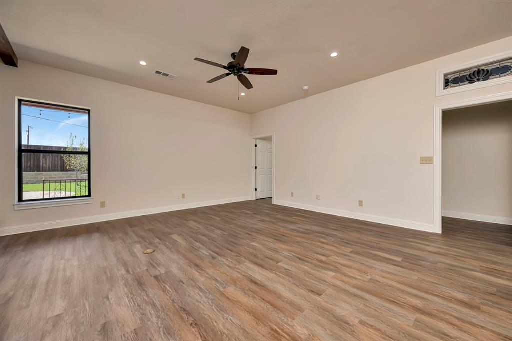 2312 Royce Drive