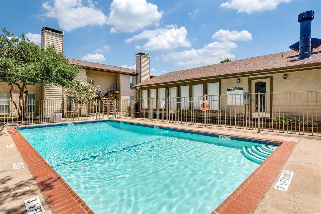 2DS358 - Residential Lease