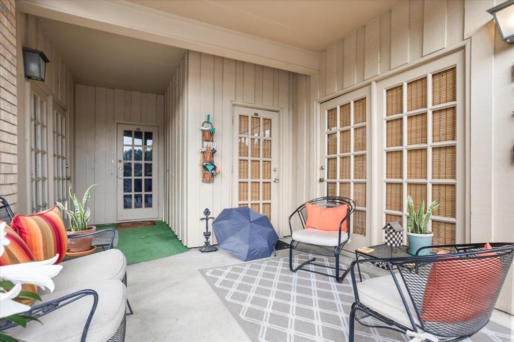 Royale Orleans East Condo - Residential